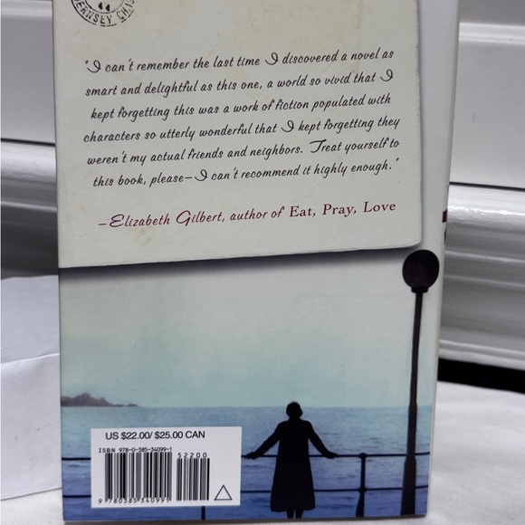 ๐ Vintage 2008 - The Guernsey Literary and Potato Peel Pie Society Book - Picture 3 of 16